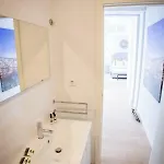 Porto Views & Wines By Porto Hosts