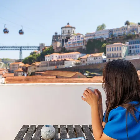 Porto Views & Wines By Porto Hosts