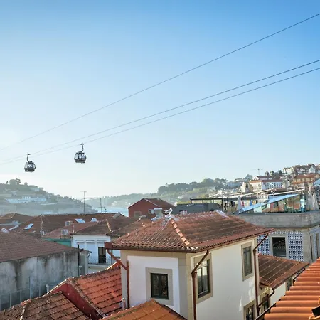 Porto Views & Wines By Porto Hosts