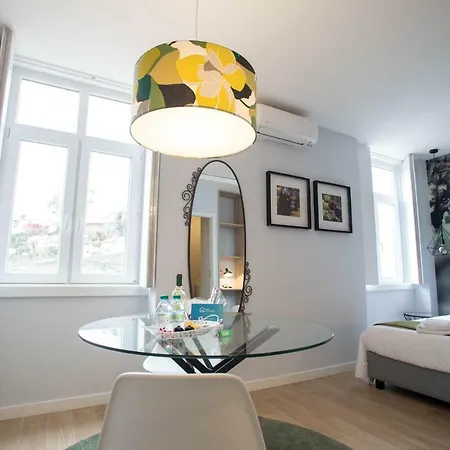 Porto Views & Wines By Porto Hosts