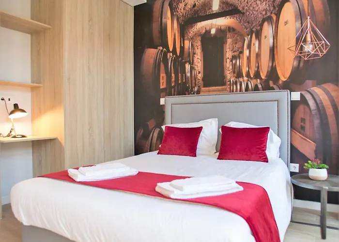 Porto Views & Wines By Porto Hosts Vila Nova de Gaia